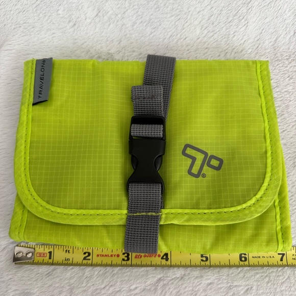 Travelon Tech Accessory Organizer - Picture 5 of 10